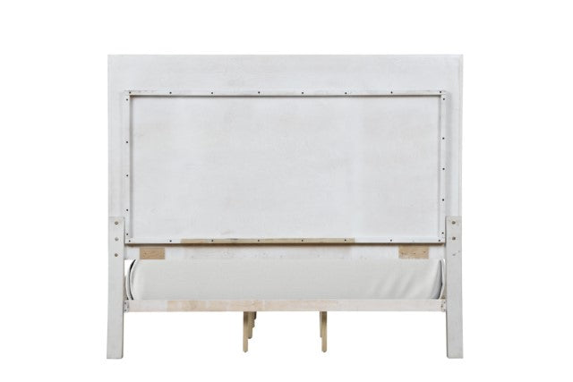Stella Mia 4 Pc 5 Pc Queen Bedroom Set White & White