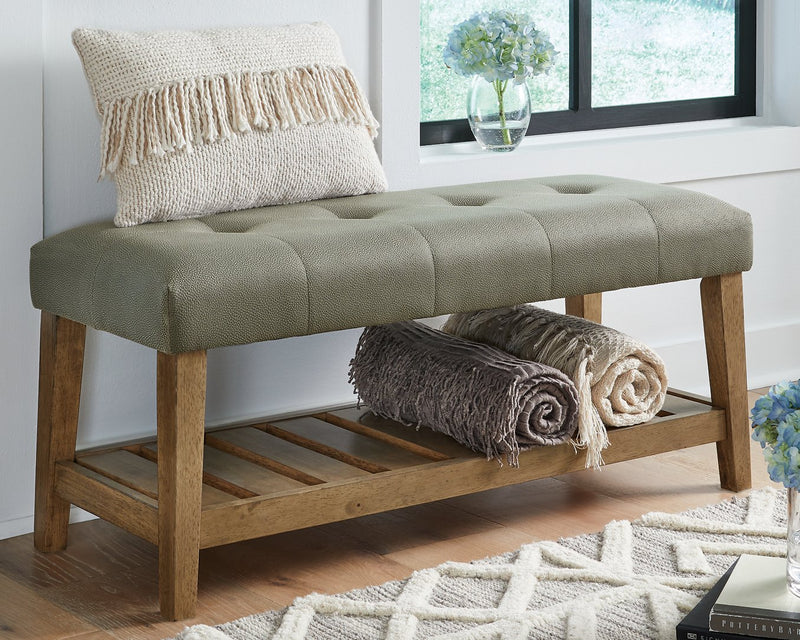 Cabellero Upholstered Accent Bench