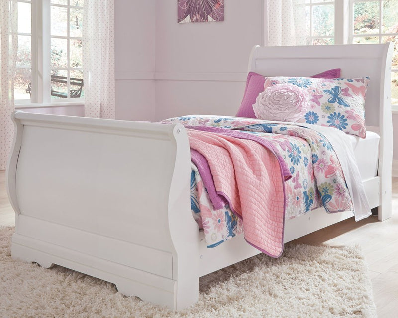 Anarasia Sleigh Bed image