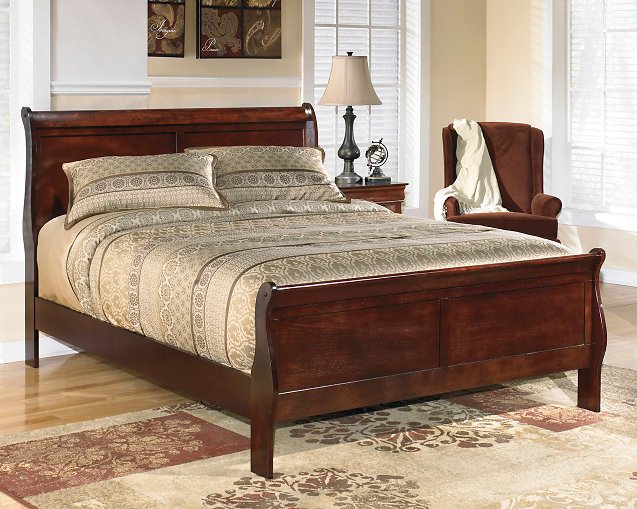 Alisdair Sleigh Bed