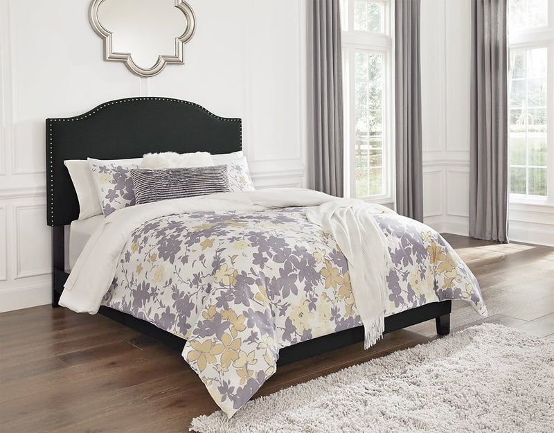 Adelloni Upholstered Bed