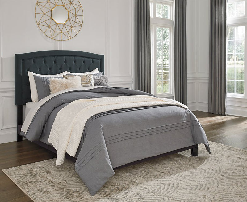 Adelloni Upholstered Bed