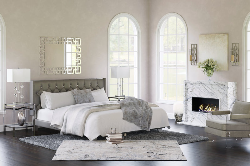 Vintasso Upholstered Bed