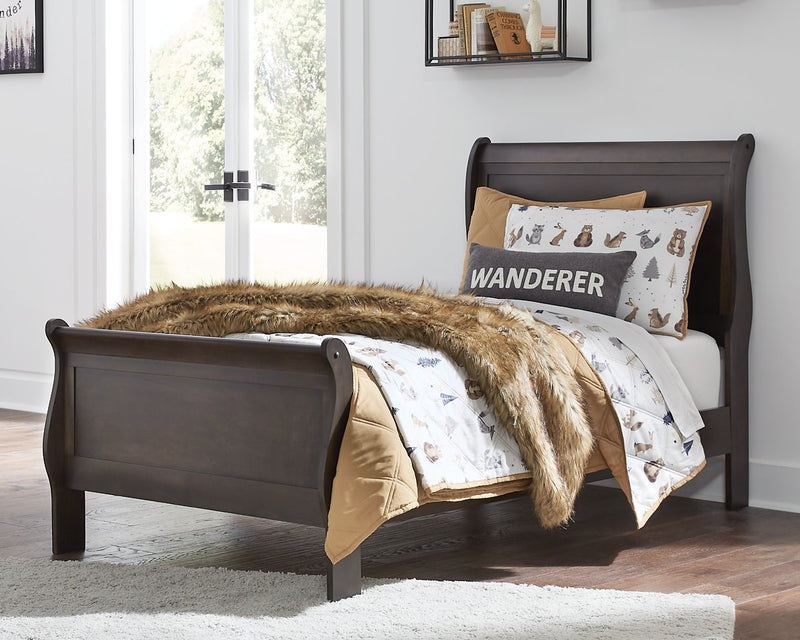 Leewarden Sleigh Bed image