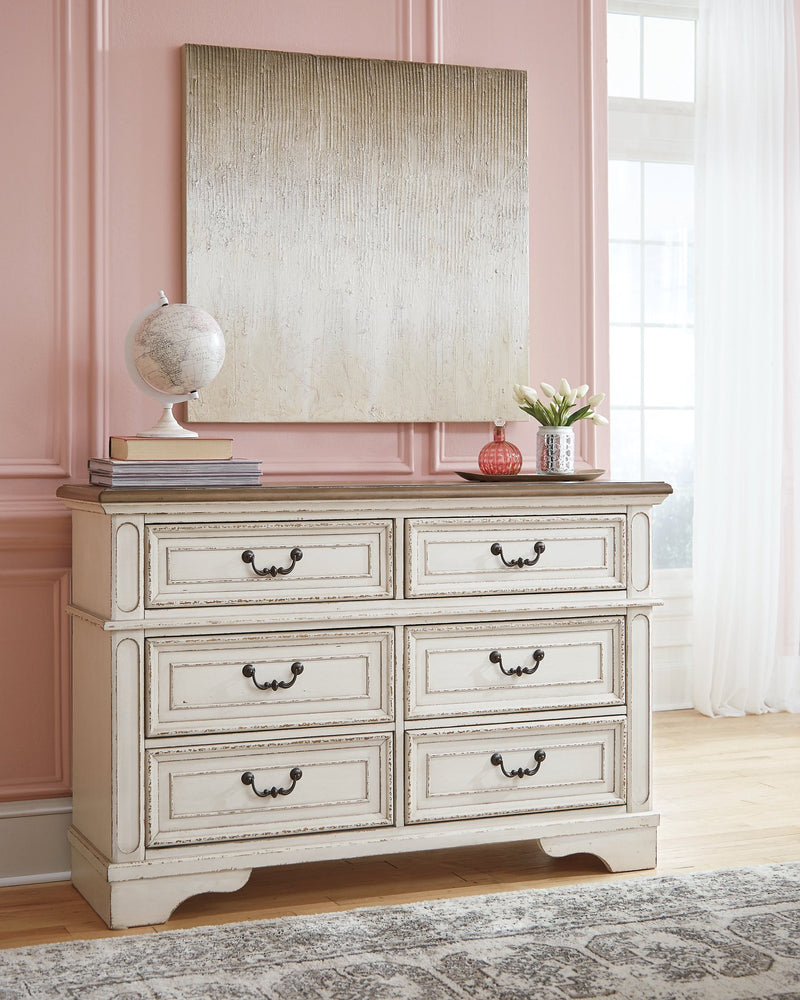 Realyn Dresser image