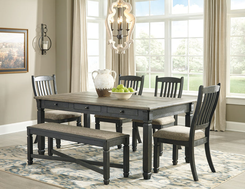 Tyler Creek Dining Room Set