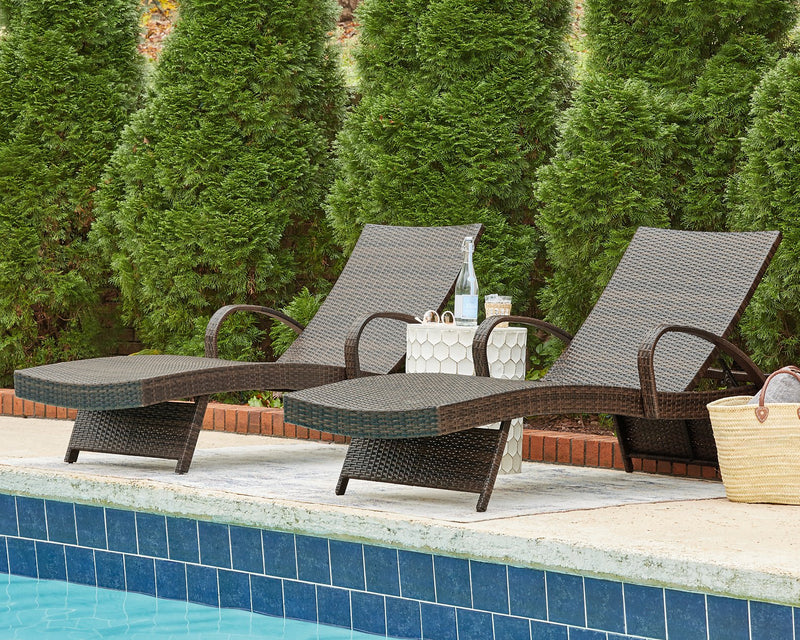 Kantana Chaise Lounge set of 2 image